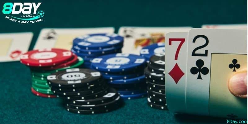 Học hỏi kỹ thuật cách chơi Poker tại 8day